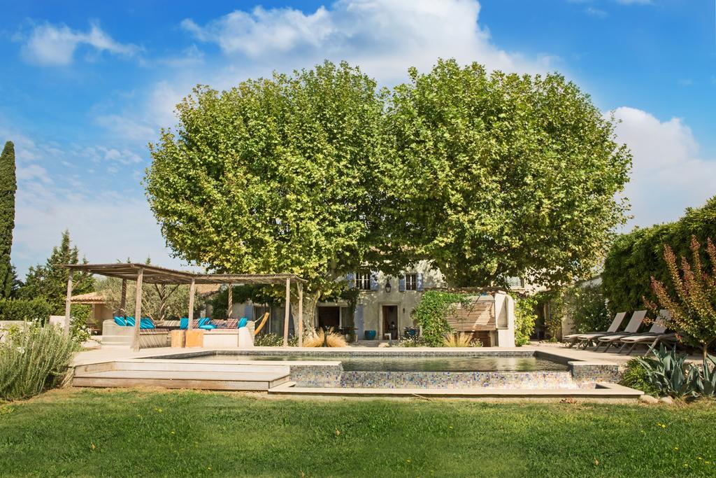 Sous Les Platanes B&B Châteaurenard Dış mekan fotoğraf
